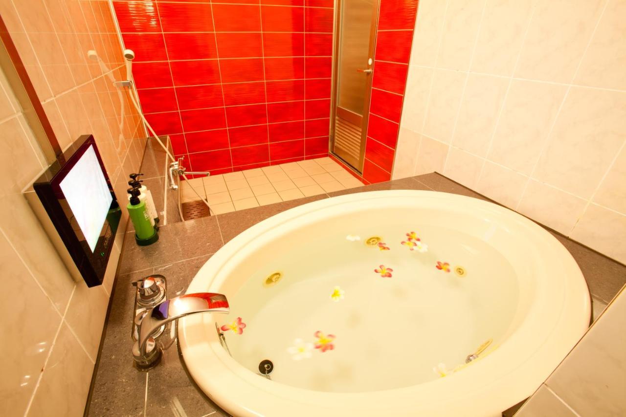 טוקיו Hotel Luna (Adults Only) מראה חיצוני תמונה