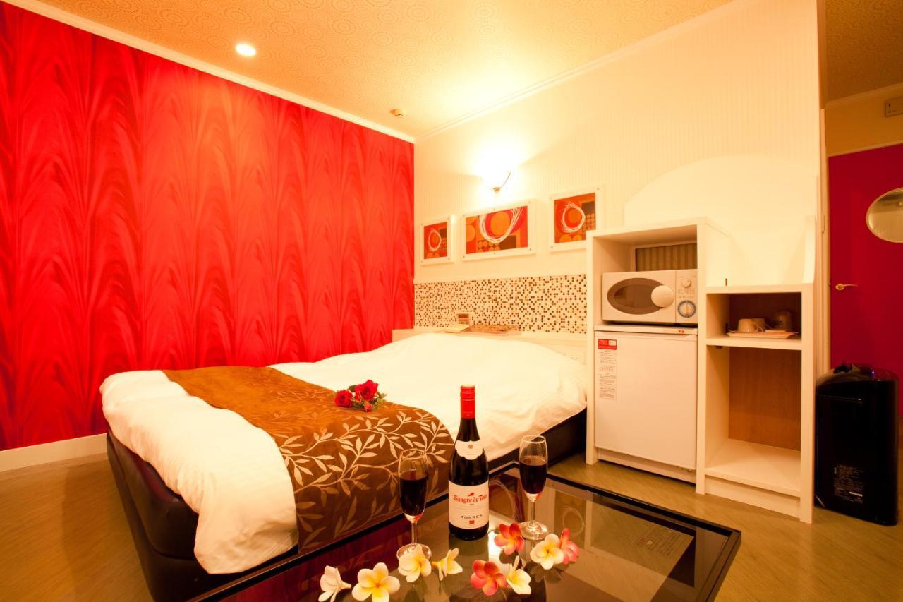 טוקיו Hotel Luna (Adults Only) מראה חיצוני תמונה