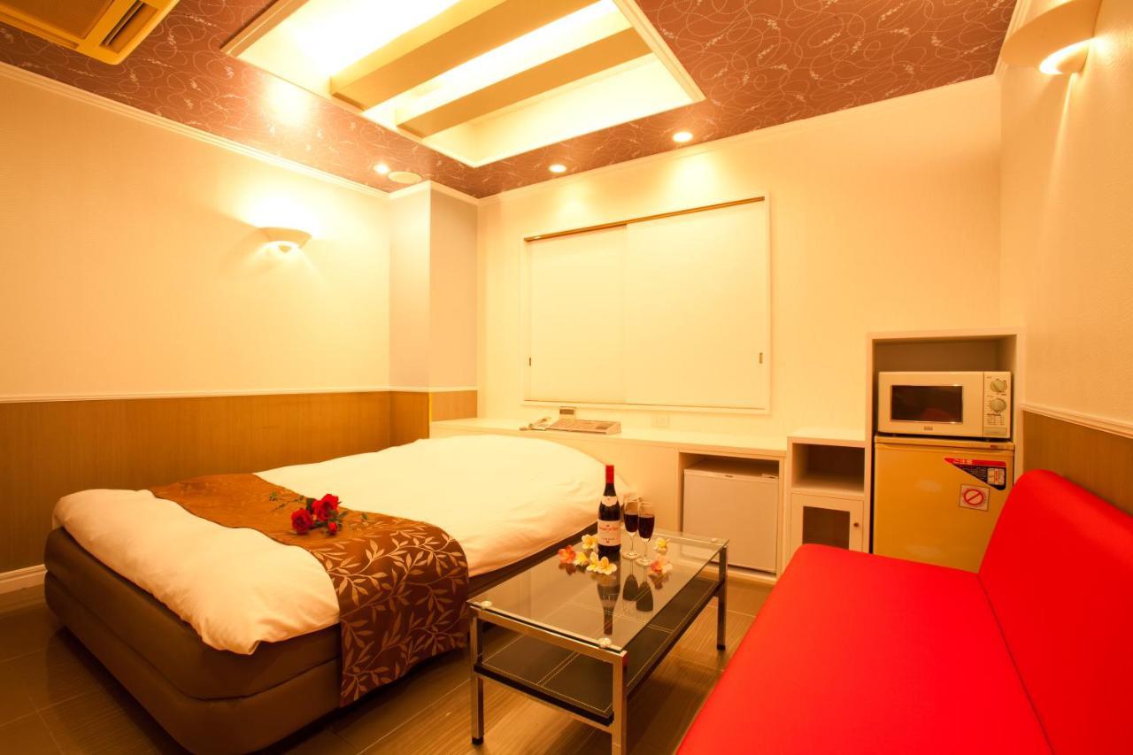 טוקיו Hotel Luna (Adults Only) מראה חיצוני תמונה