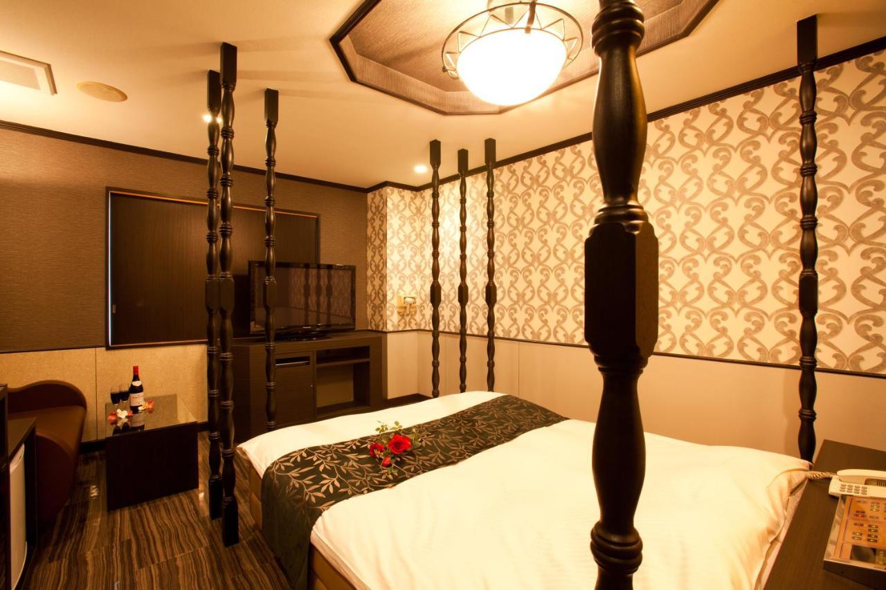טוקיו Hotel Luna (Adults Only) מראה חיצוני תמונה