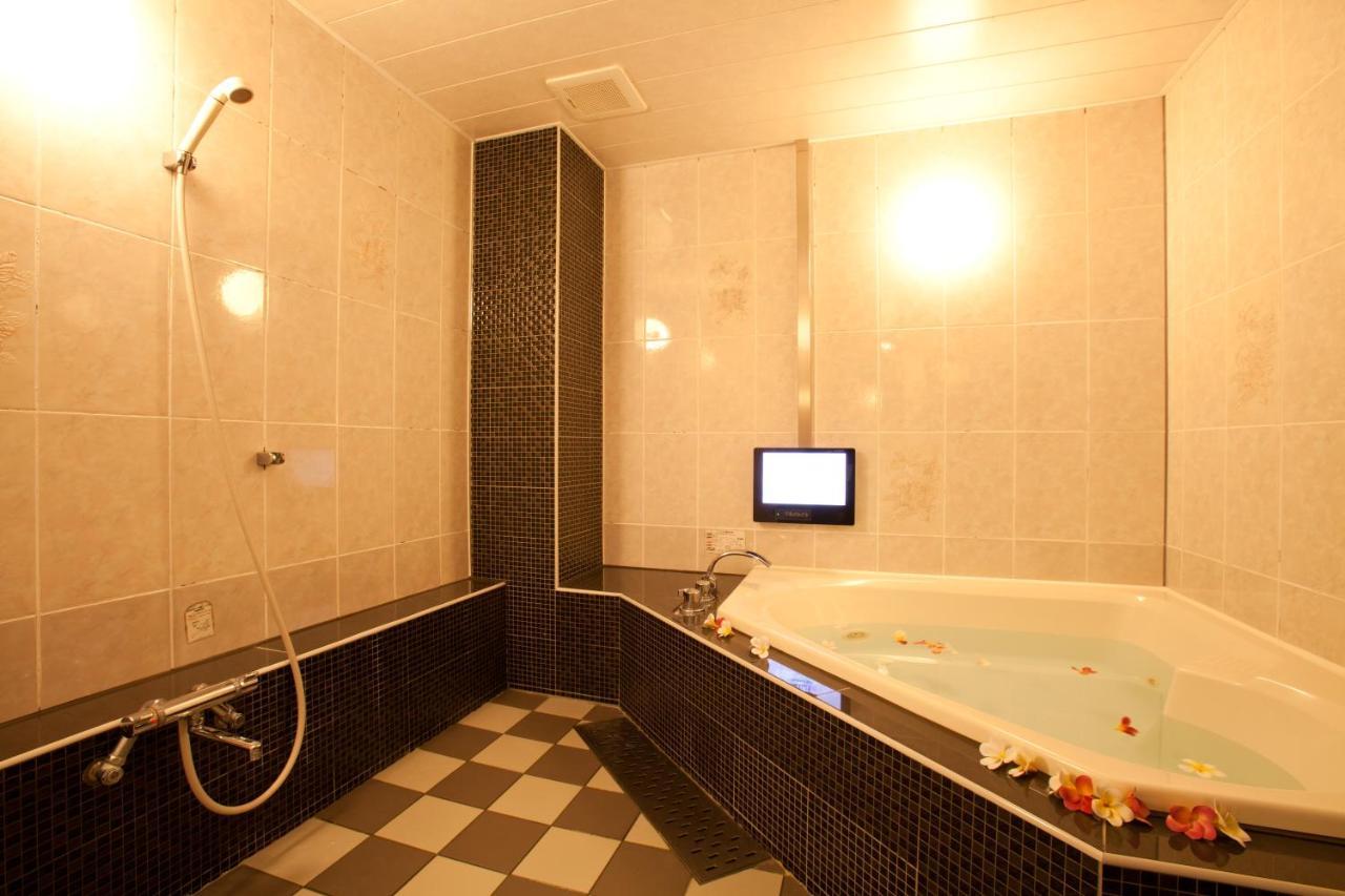 טוקיו Hotel Luna (Adults Only) מראה חיצוני תמונה