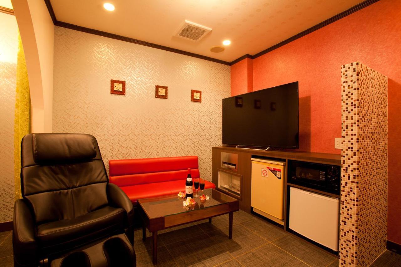 טוקיו Hotel Luna (Adults Only) מראה חיצוני תמונה