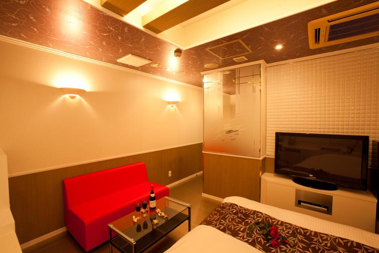 טוקיו Hotel Luna (Adults Only) מראה חיצוני תמונה