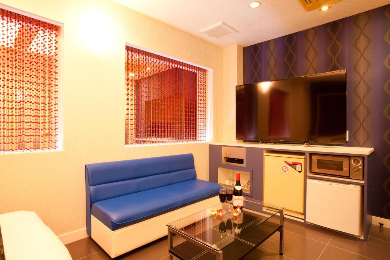 טוקיו Hotel Luna (Adults Only) מראה חיצוני תמונה