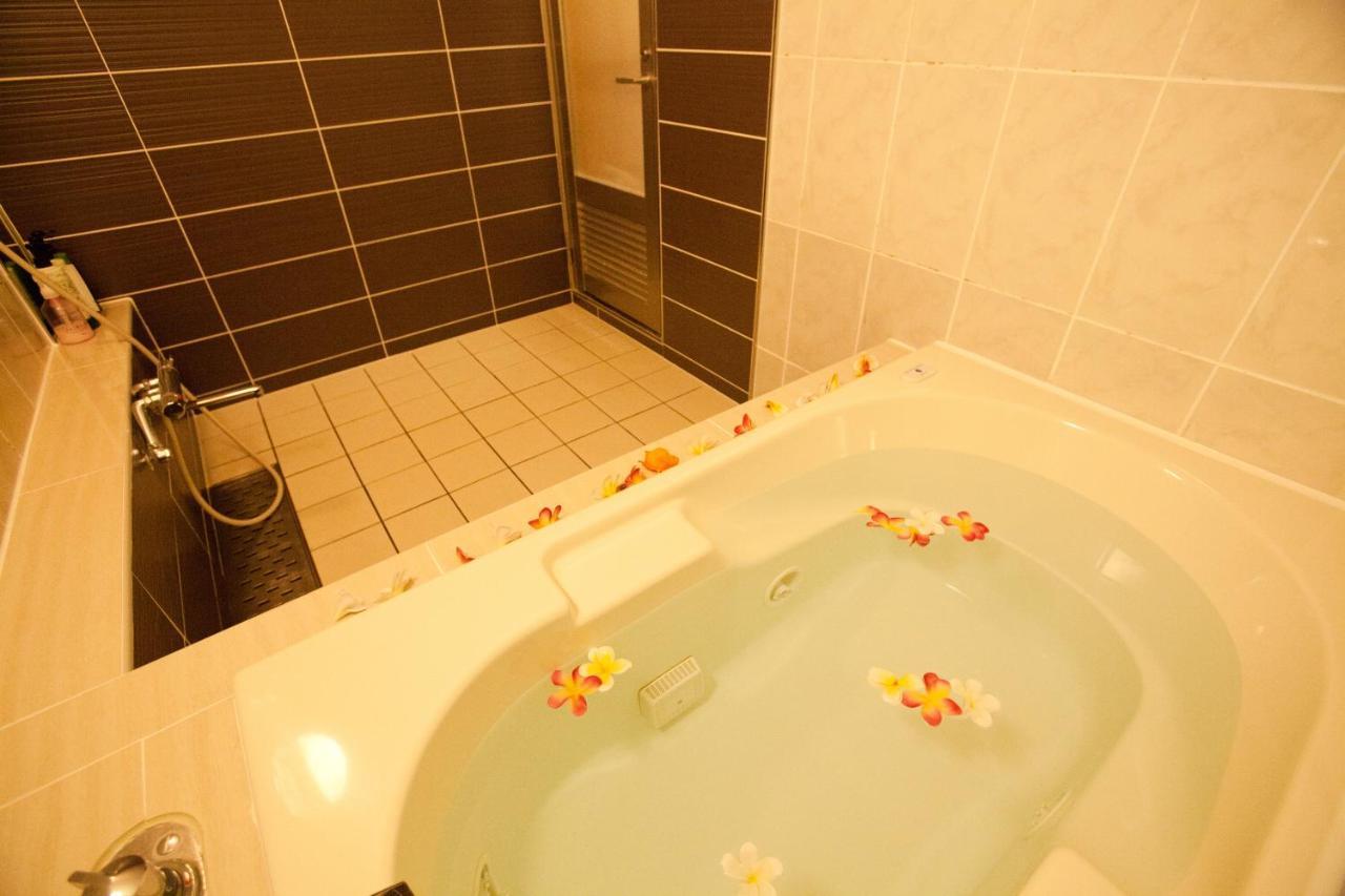 טוקיו Hotel Luna (Adults Only) מראה חיצוני תמונה