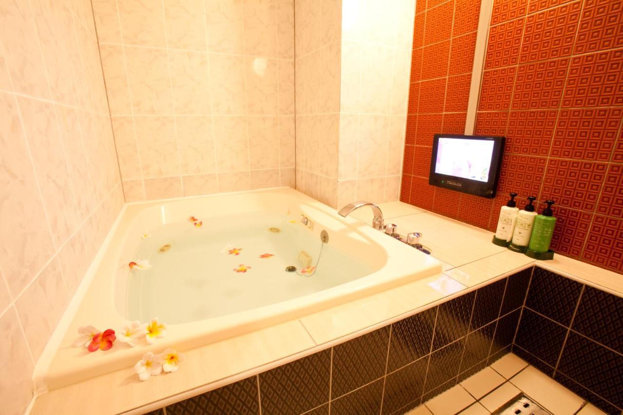 טוקיו Hotel Luna (Adults Only) מראה חיצוני תמונה